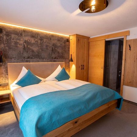 Hotel Garni Subretta Ischgl Bagian luar foto