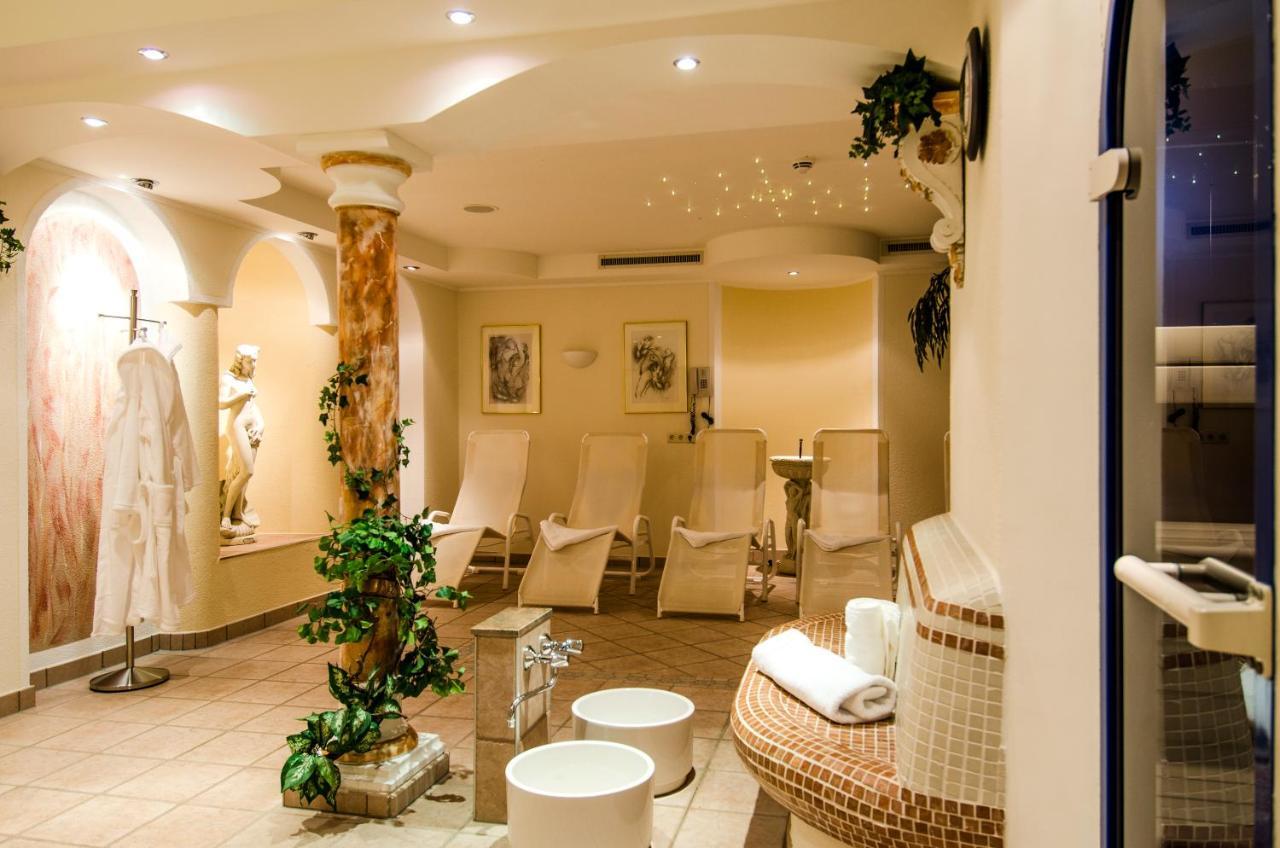 Hotel Garni Subretta Ischgl Bagian luar foto
