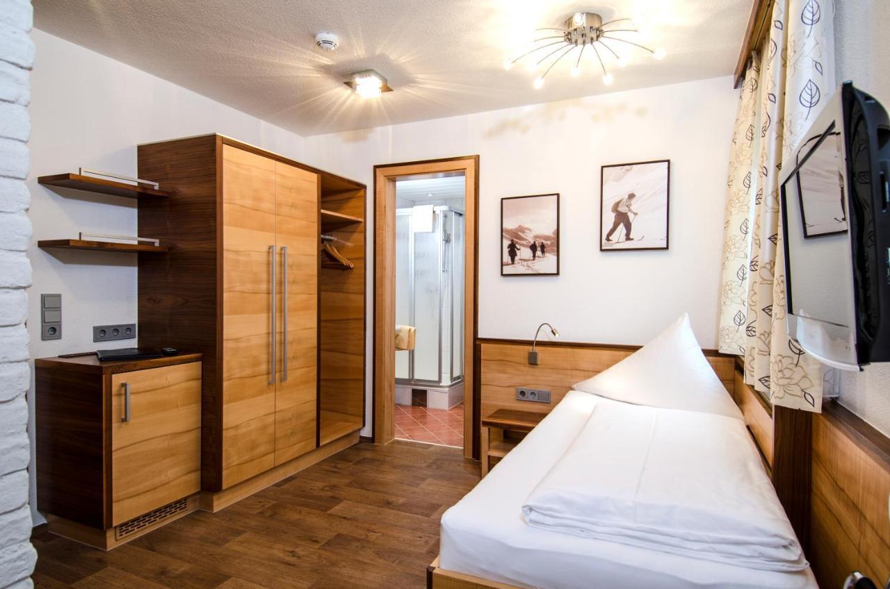 Hotel Garni Subretta Ischgl Bagian luar foto