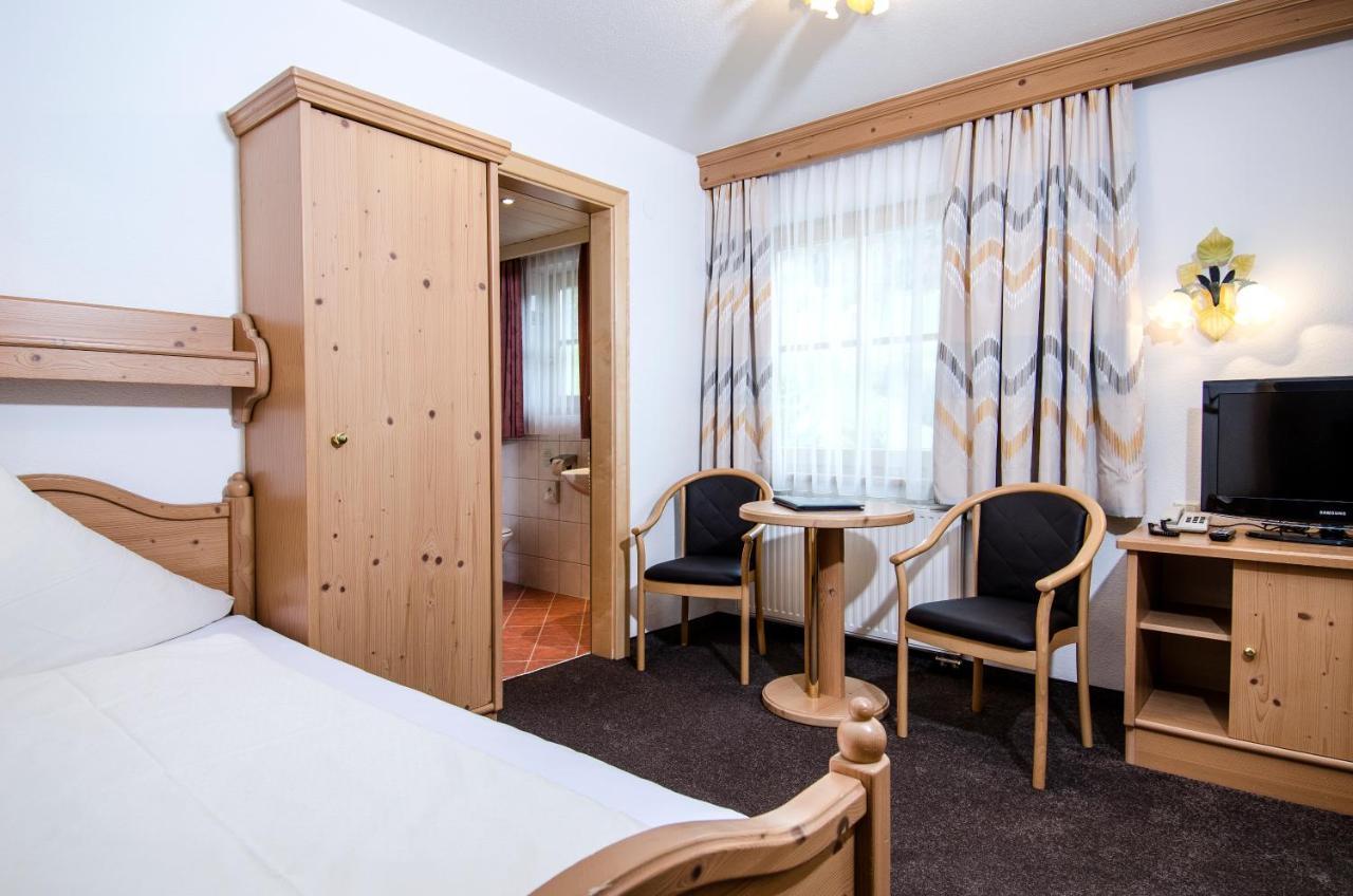 Hotel Garni Subretta Ischgl Bagian luar foto